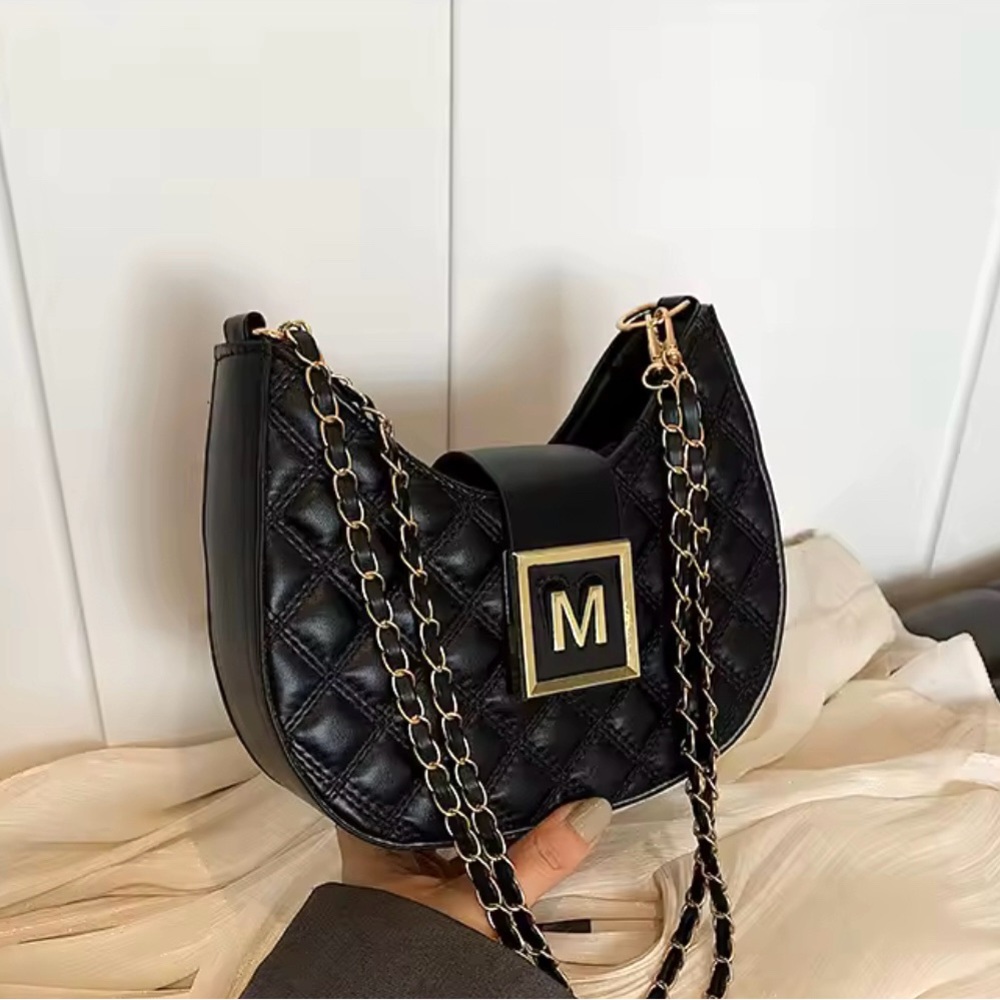 NEW M Quilted Black Chain Crossbody Shoulder Bag - Picture 2 of 7